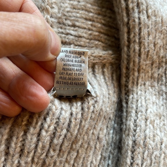 Chicos 3/4 open sleeve sweater - Chicos size 3 (L) - Picture 4 of 5